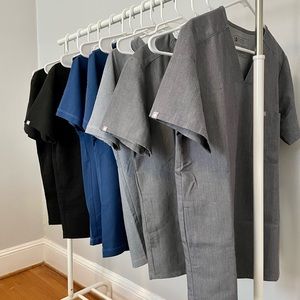 Men’s FIGS Jogger Scrub Set